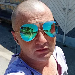 Photo #2477977