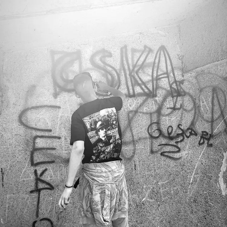 Photo #2683636