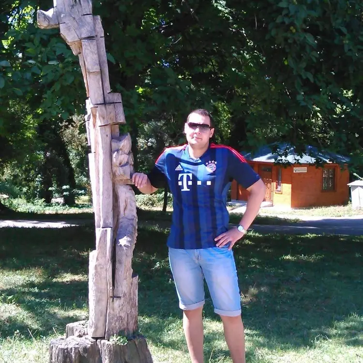 Photo #2683991