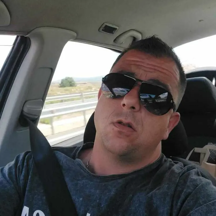 Photo #2428135