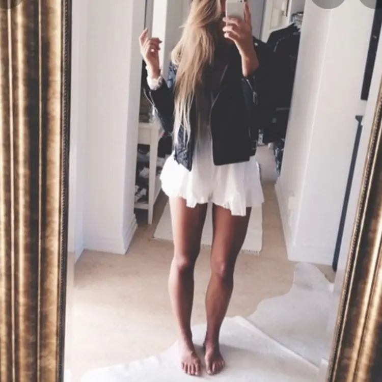 Photo #2145427