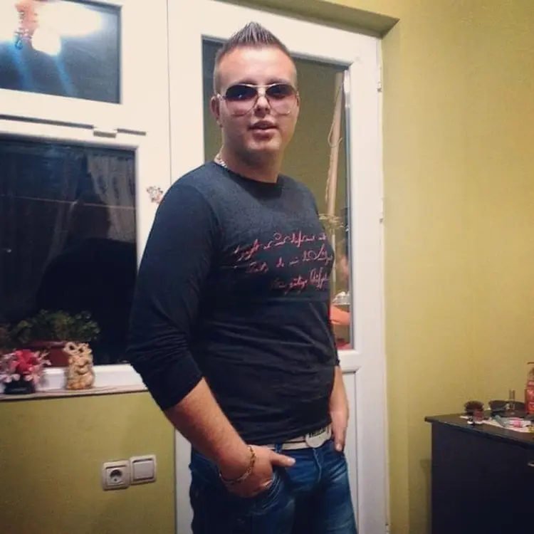 Photo #2005729